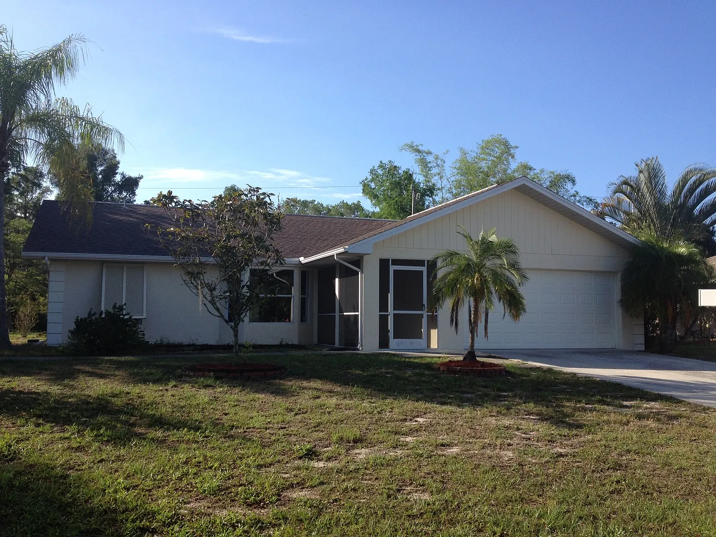 Full Renovations Coming Soon Fgcu Students Welcome Relaxed Neighbors 3/2**Annual Lease Pet Friend... — Photo 1