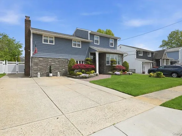 244 Mercury Street, East Meadow, NY 11554