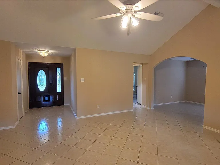 3335 Lakeland Gardens Dr — Photo 5