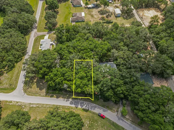 136 SW Court Rd, Dunnellon, FL 34432