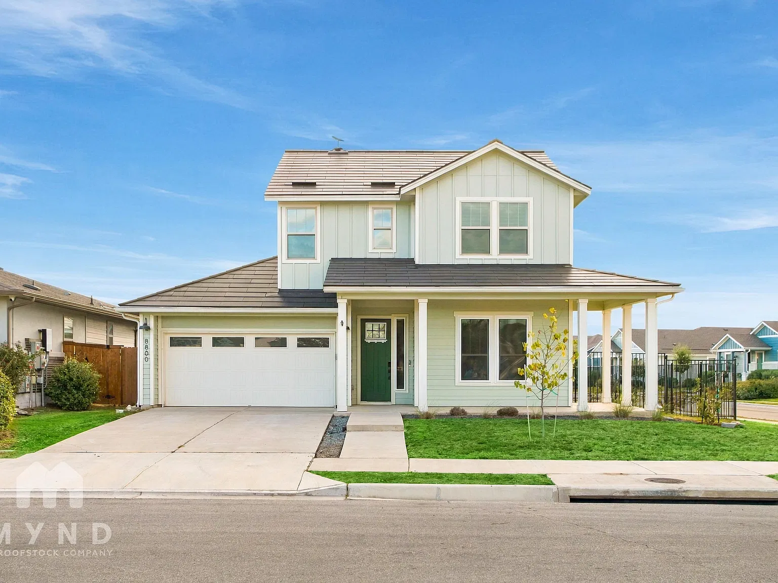 4 bed, 3.0 bath, 2405 sqft, $3,195 — Photo 1