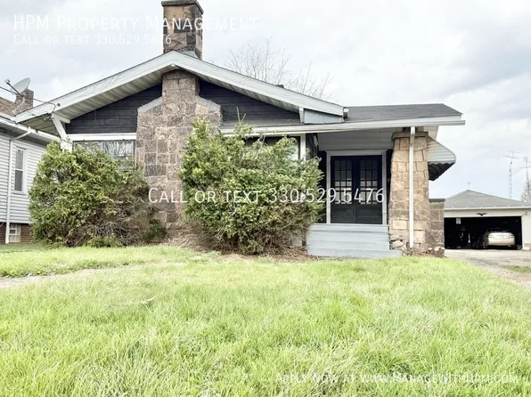 3015 11th St SW, Canton, OH 44710