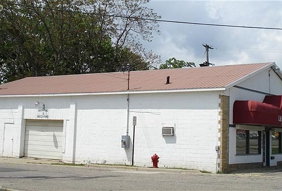 3rd image of 11635 N Saginaw St