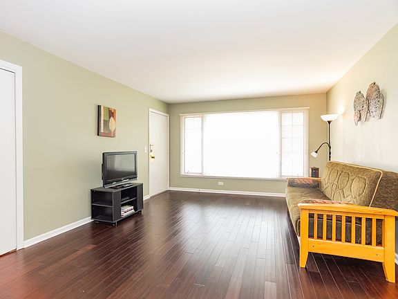 5th image of 1508 Plymouth Pl APT 2E