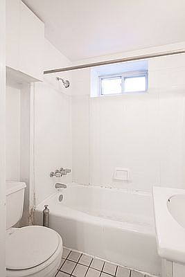 5th image of 33 E 7th St #4