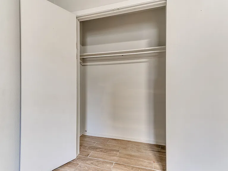 Closet 1 of 2