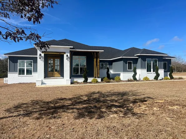 2410 Timber Ln, Lucedale, MS 39452