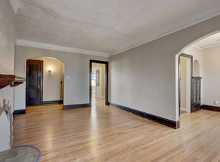 5411 W Wisconsin Ave #6, Milwaukee, WI 53208