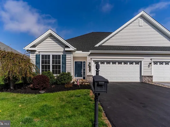 528 Allegiance Dr, Mechanicsburg, PA 17050