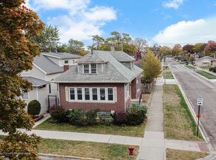 8157 S Dorchester Ave, Chicago, IL