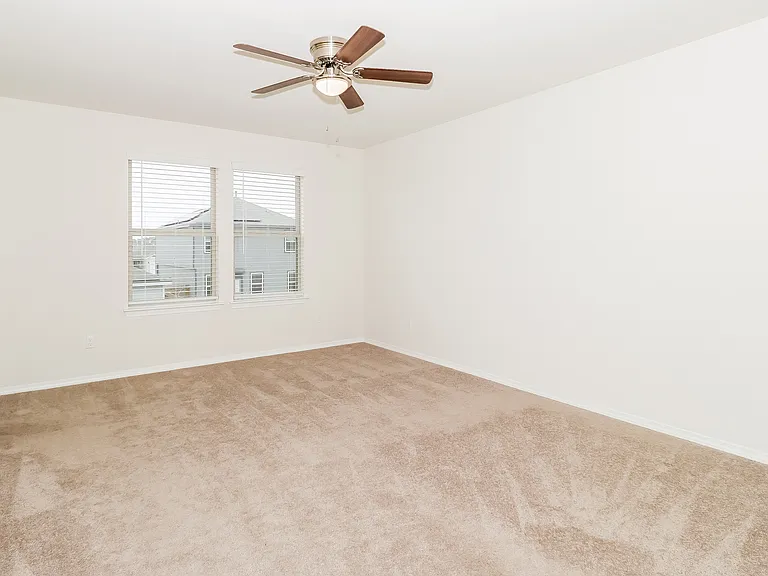 The Corridor at Sunset Oaks Rental Homes — Photo 14