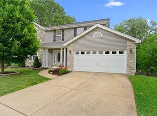 41 Millstone Ct, Saint Charles, MO
