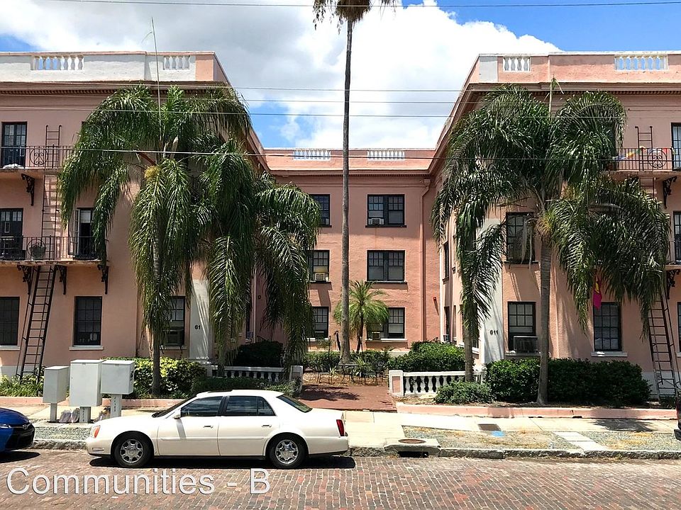 1st image of 611 W Horatio St APT 24