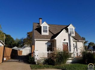 2040 SW Randolph Ave, Topeka, KS 66604