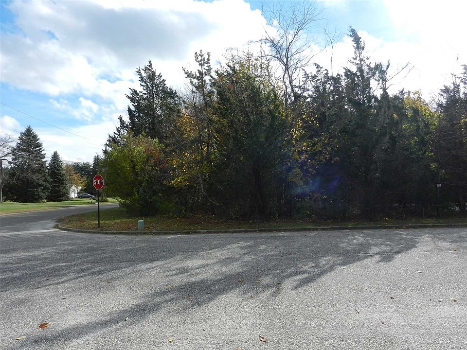 2nd image of 645 Elijahs Ln