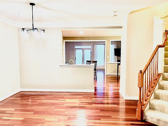 4th image of 23144 Basswood Hill Dr