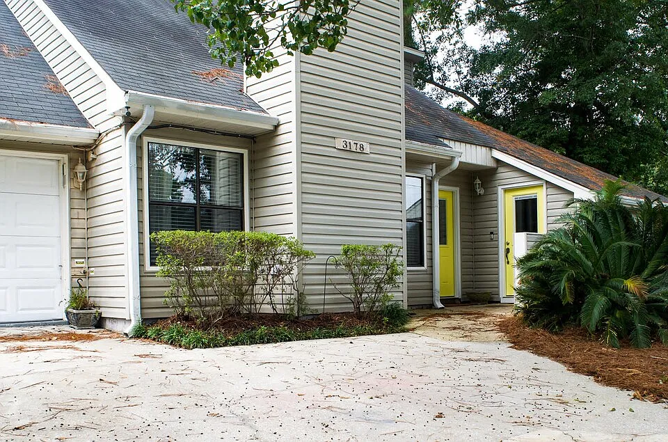 3178 Landing Pkwy