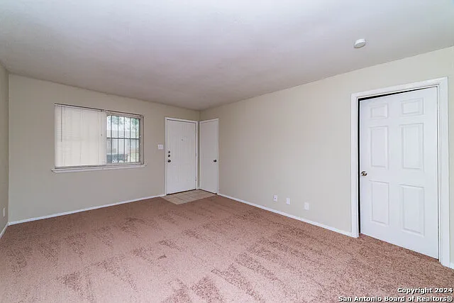 7131 Glen Ter #1 — Photo 6