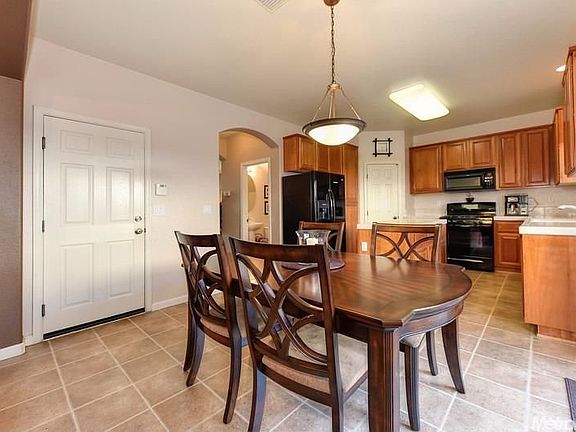 5th image of 1530 Loon Lake St