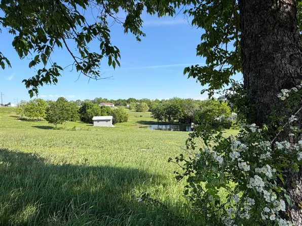 1645 E 512th Road, Bolivar, MO 65613