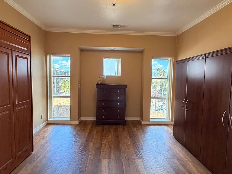 97 East Ct #58 — Photo 9