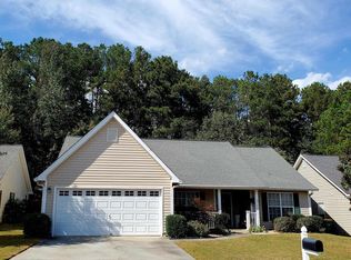 2340 Laurel Pointe Ln, Lawrenceville, GA 30043