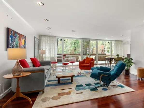 241 Perkins St Unit C105, Jamaica Plain, MA 02130