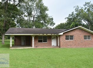 305 S Baker St, Glennville, GA 30427
