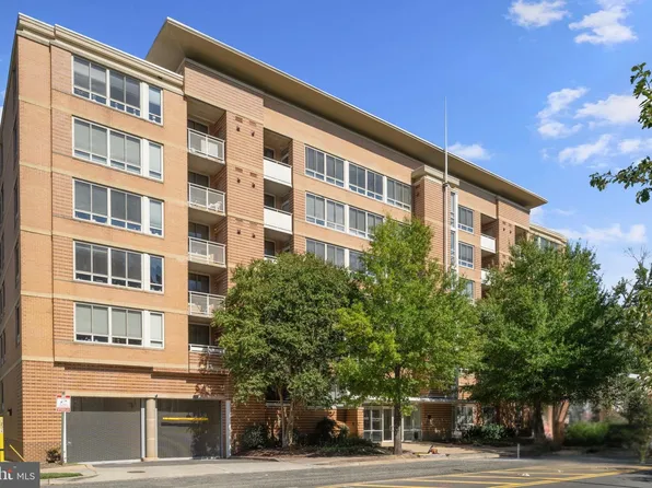 355 I St SW #S104, Washington, DC 20009