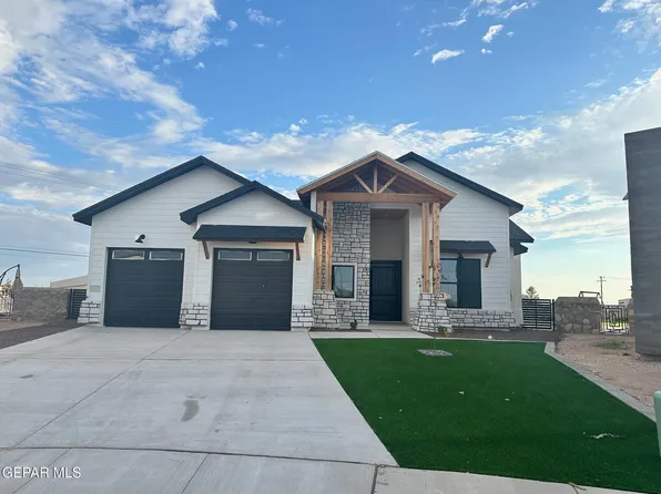 300 Emerald Earth Ln, El Paso, TX 79928