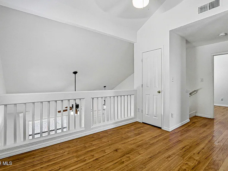 3749 Leticia St — Photo 28