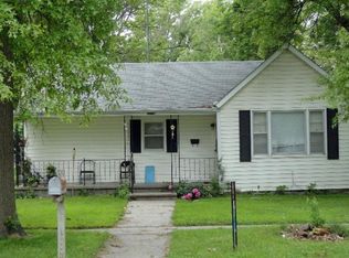 1119 Sycamore Ave, Crete, NE 68333