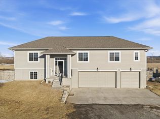 62375 195th St, Pacific Junction, IA 51561