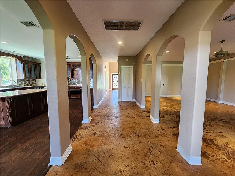 115 Oak Colony Dr — Photo 18