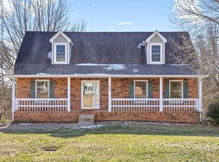 822 Branch Bend Rd, Clarksville, TN 37040