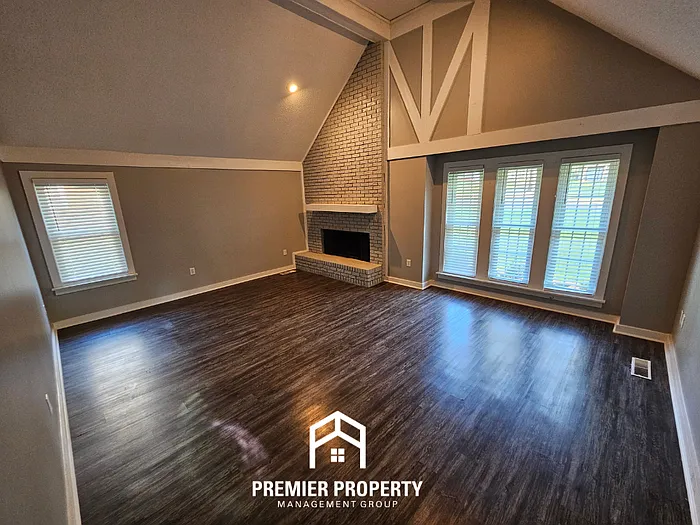 8131 Farmington Blvd — Photo 10