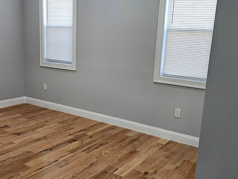 108-27 171st Pl — Photo 8