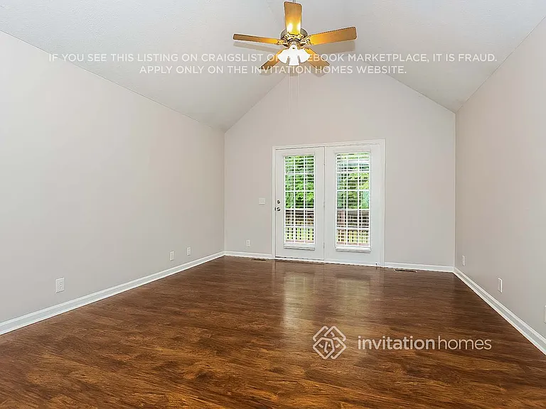 497 Laramie Dr — Photo 3