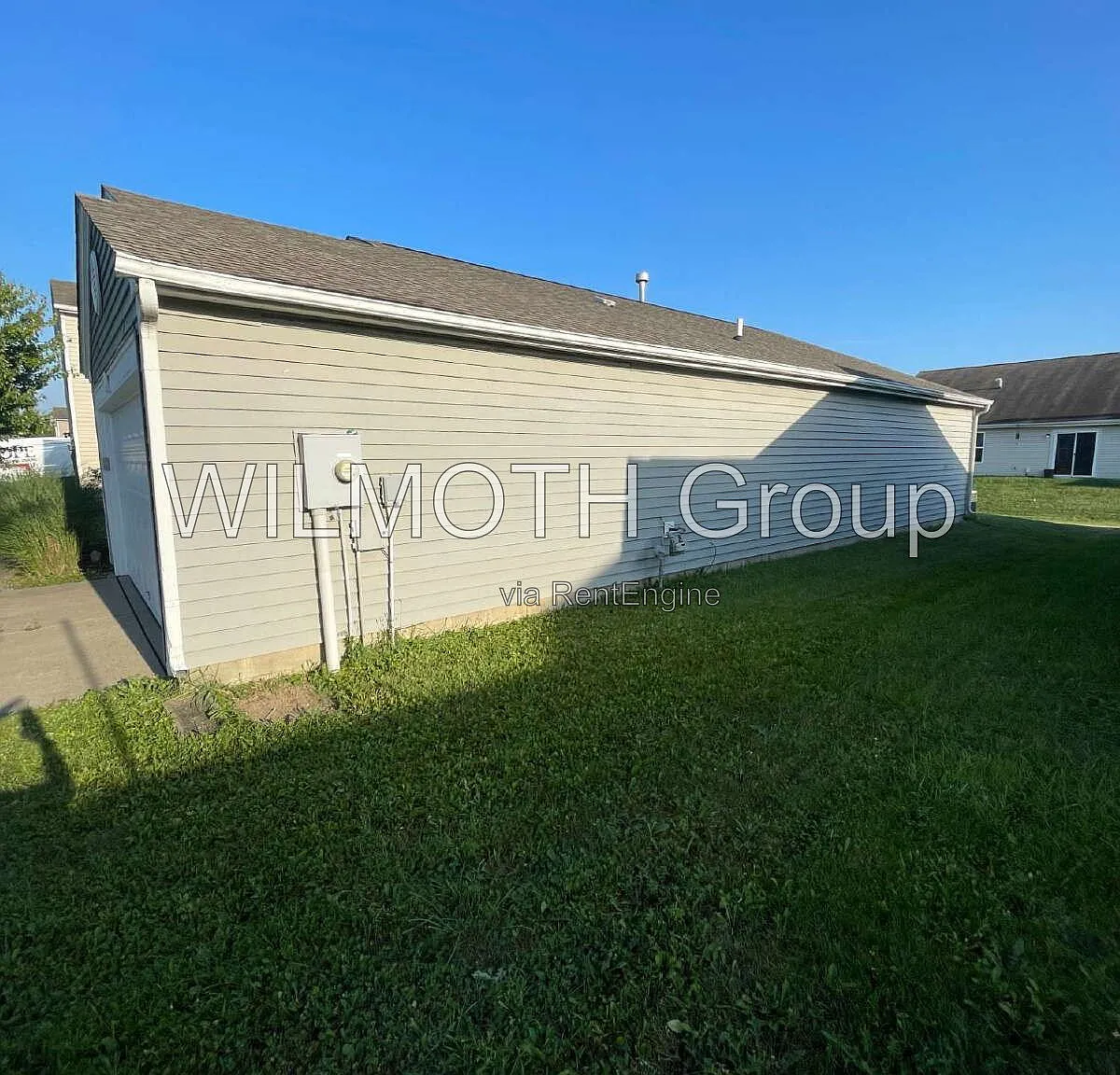 3 bed, 2.0 bath, 1264 sqft, $1,750 — Photo 3