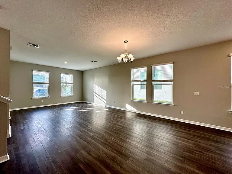 4869 Lacewing Dr — Photo 4
