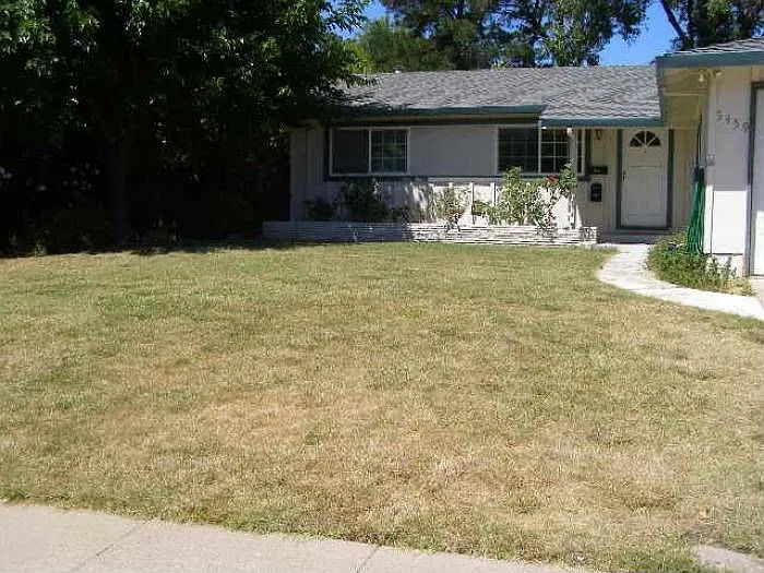 5459 Louisiana Dr photo 1
