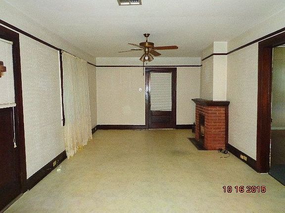 4th image of 111 Killona Dr