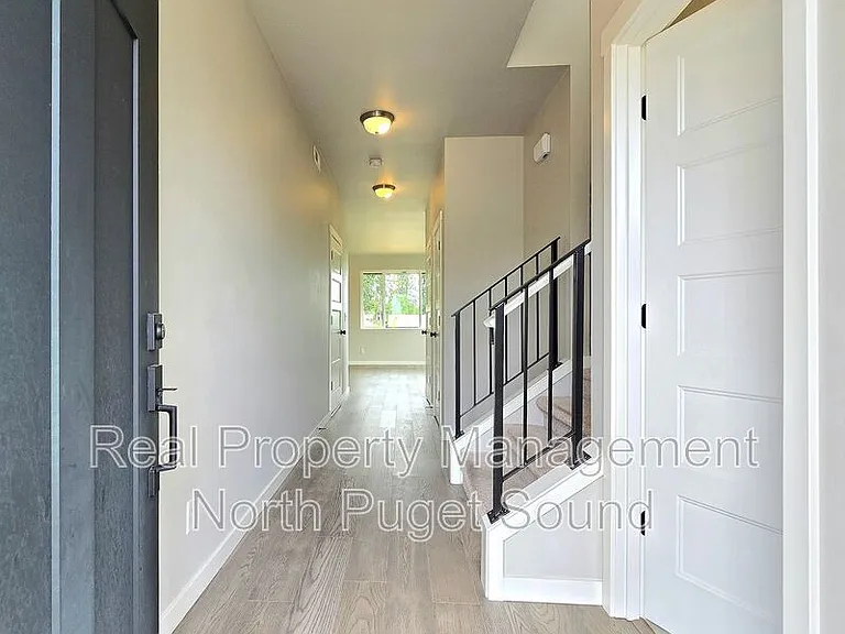 9903 16th Pl SE — Photo 3