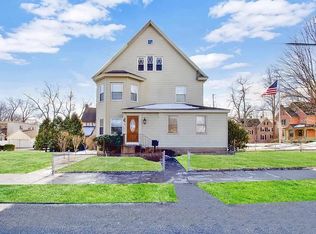 3 2nd St #2, West Springfield, MA 01089