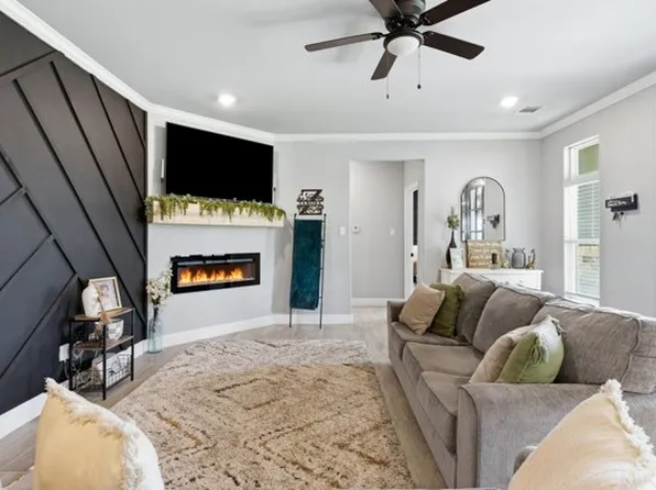3600 Martin St, Fort Worth, TX 76119