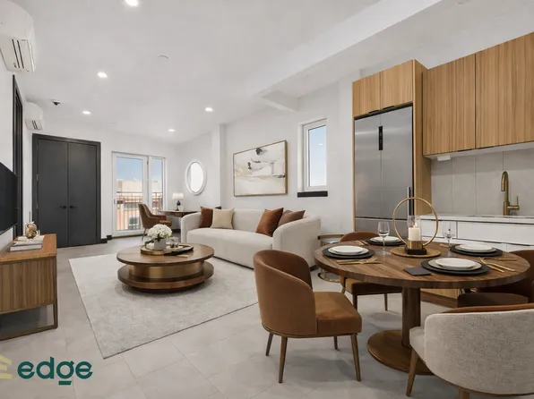 118 Tompkins Avenue image 1 of 15