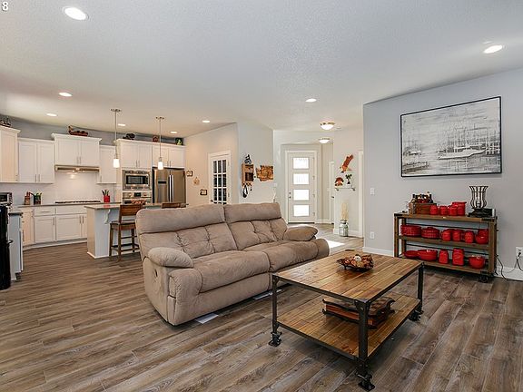 5th image of 10709 NE 156th Ave