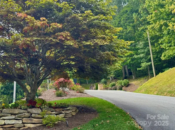 Bear Paw Rd #15, Elk Park, NC 28622