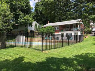 932 Whittier Dr, Allentown, PA