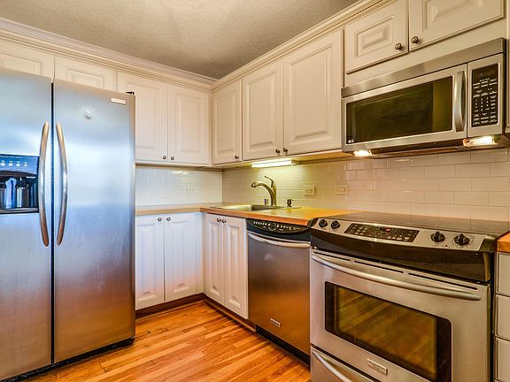 4th image of 405 N Wabash Ave Unit 3807